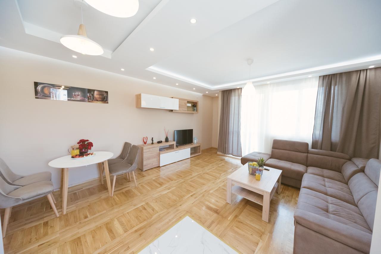 Luxury Explorer Apartman *